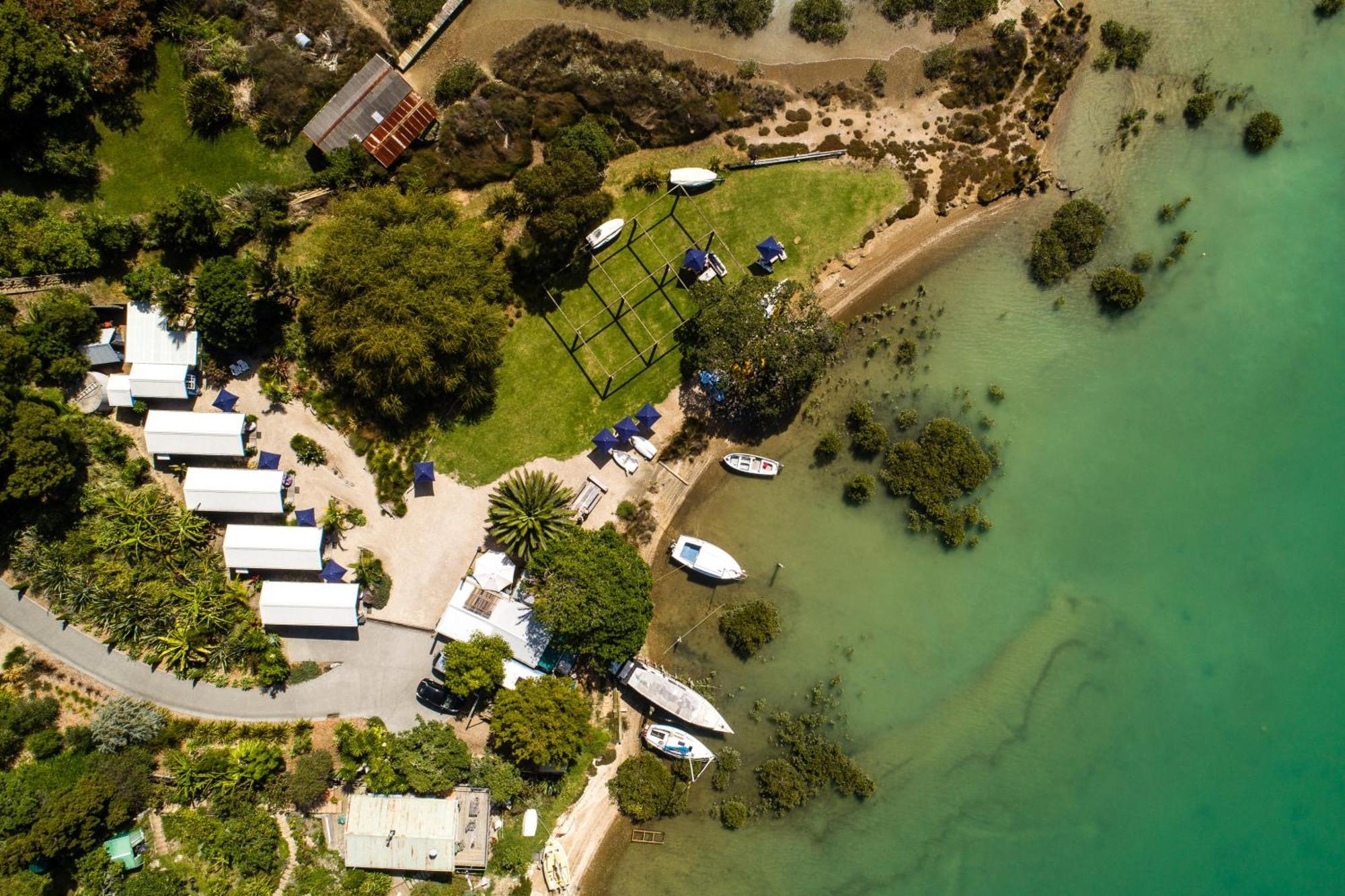 Ferienwohnung Boatsheds On The Bay, Waiheke Island Ostend Exterior foto